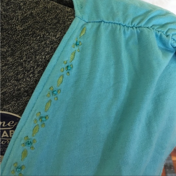 Monroe‎ & Main Side Ruched Top - Picture 2 of 5